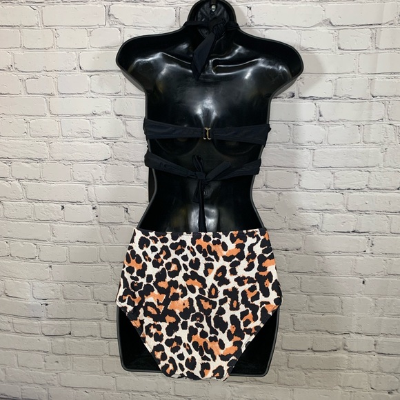 Women’s 2 Piece Swimsuit Sz S - Picture 8 of 9